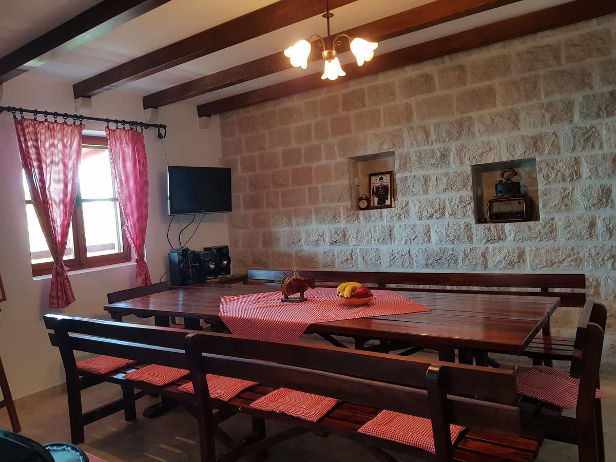 Casa Di Lukovic II Villa Tivat Exterior foto